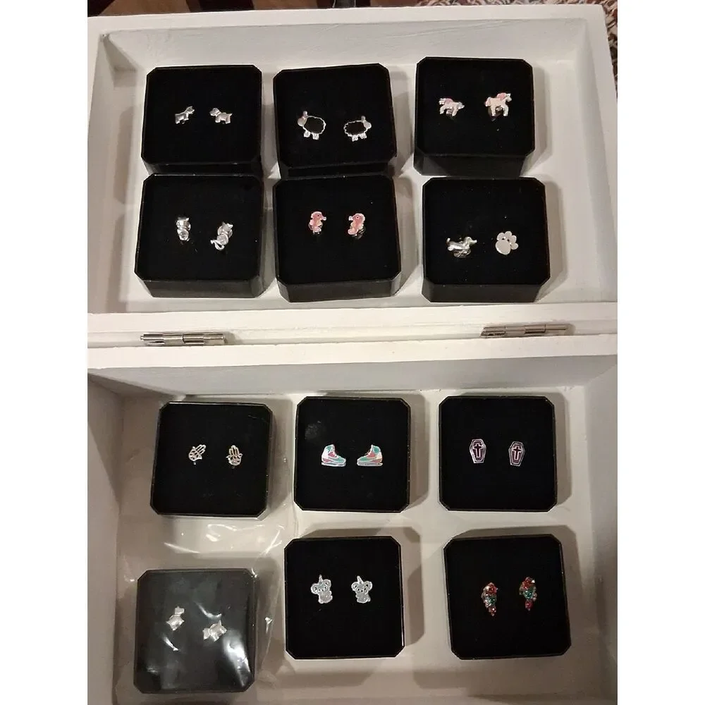 12 S925 Earrings New As Shown In Photos